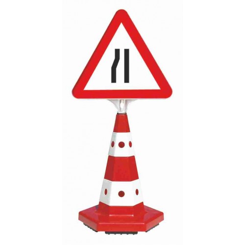 Trafik Konisi Trafik Levhalı